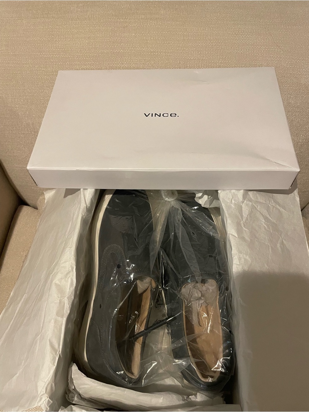 Vince Men's Slip-On Loafer sneakers in Suede Graphite Gray with White Sole - Picture 5 of 5